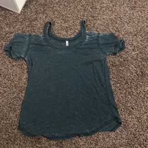 Teal cold shoulder tee!